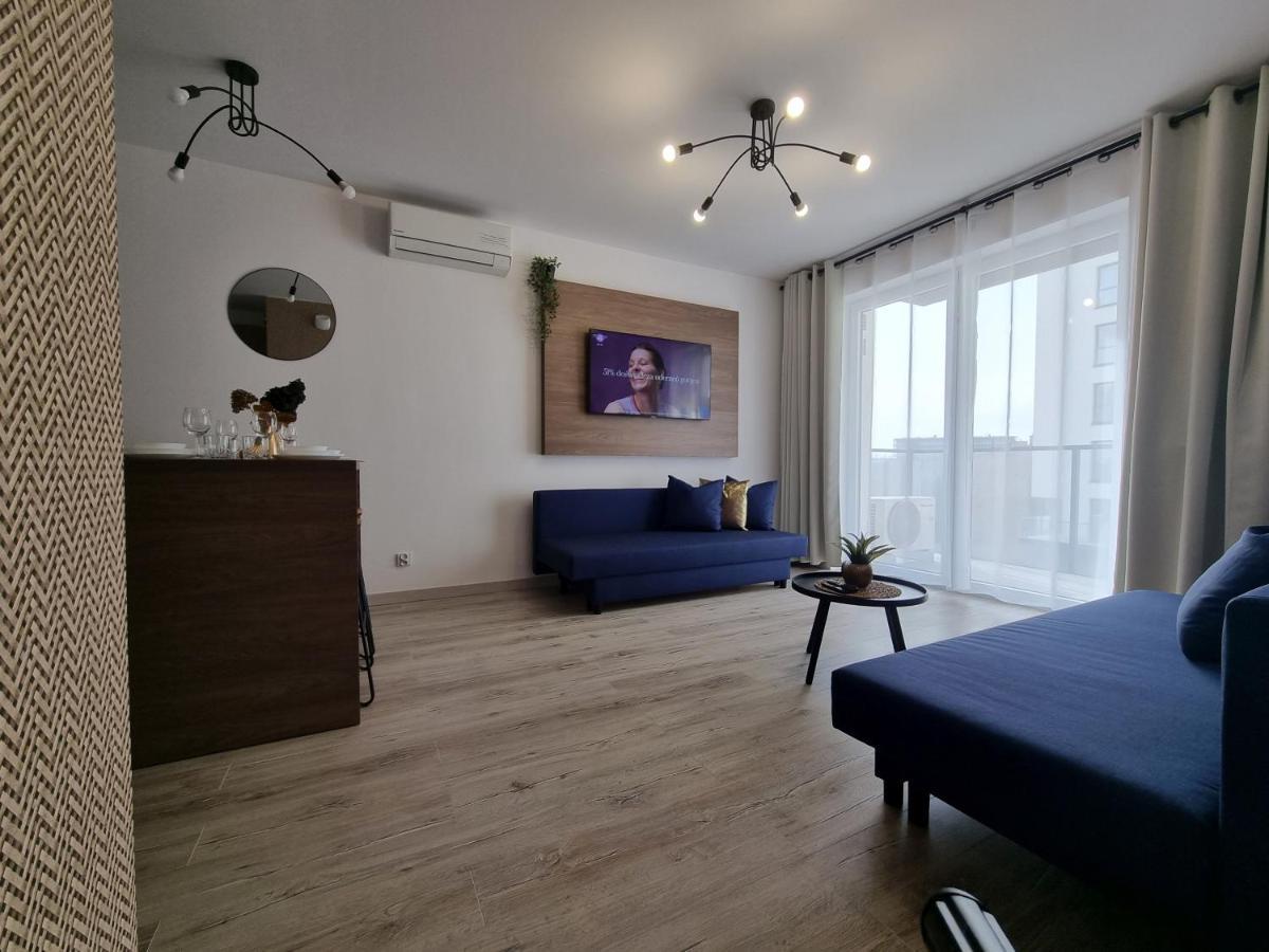 Q Apart Enter- Klimatyzowany 2 Pokojowy Apartament Przy Manufakturze Z Garazem Gratis, Fv Łódź Exterior foto
